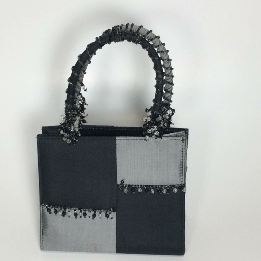 Adorable Beaded Purse